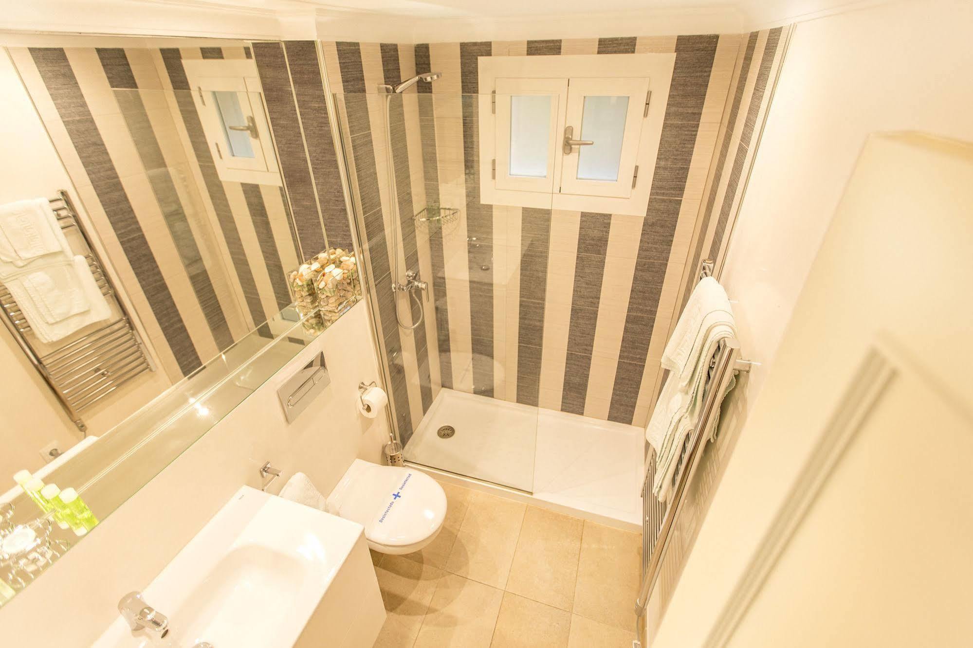 Hotel Y Apartamentos Des Puig Deia Ngoại thất bức ảnh